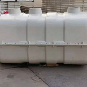 匯鑫融 成都2立方玻璃鋼化糞池生產(chǎn)廠家 農(nóng)村廁所改建專用