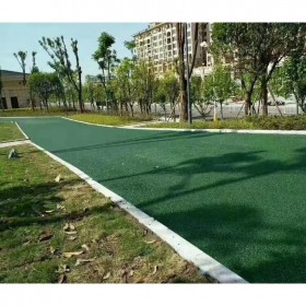 九龍坡區(qū)彩色混凝土路面   生態(tài)透水混凝土源頭材料廠家  生態(tài)透水砼   透水混凝土材料廠家批發(fā)  免費提供技術(shù)指導  送貨到工地